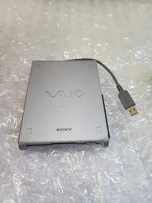 SONY 3.5_ FLOPPY DISK DRIVE PCGA-UFD5
