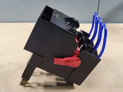 Disconnect Switch w/ 3 Times 30 Amp Fuse JDL30