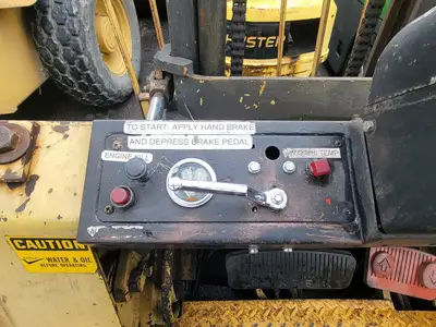 USED 1984 HYSTER H80E