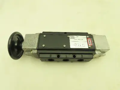 ARO 5541 0200 04 Manual Pneumatic Hand Control Valve 5/2 Pos 4-Way 1/2"
