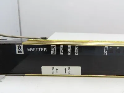 Omron Sti F3SJ-A1220P30-L Safety Light Curtain Emitter 1220mm Type 4