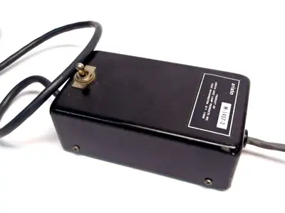 Used Aristo Microscope Power Supply w/ M-147-3 Grip Lamp Microscope Accessories Michigan US | Maverick Industrial Sales #1410643