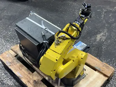 Used 2011 FANUC LR MATE 200IC Robots Ohio US | HGR 24 #1543293