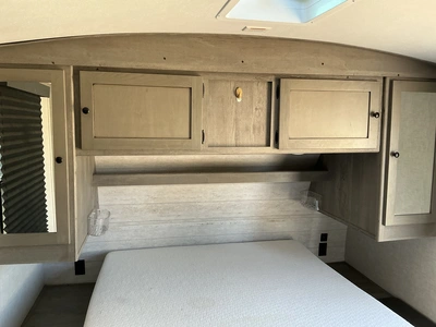 Used 2020 KEYSTONE OUTBACK 252URS Campers, Caravans, Motorhomes Michigan US | Miedema Asset Management Group #1304643