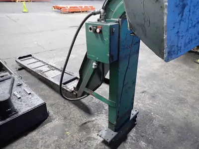 Used 2008 OKUMA MCV4020 Vertical Machining Centers Ohio US | HGR 24 #877603