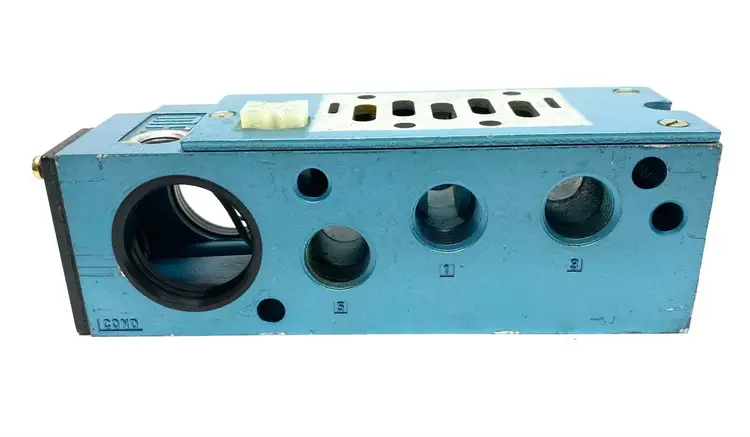 Used MAC VALVES MANIFOLD Solenoid Valves | Maverick Industrial Sales #1115080