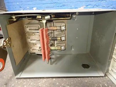 USED SQUARE D PQ4203