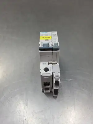 USED Siemens 5SJ4102-7HG40 Circuit Breaker w/5ST301 AS Auxiliary Switch