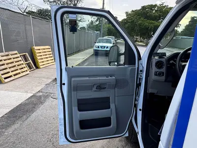 Used 2024 FORD E-350 Reefer Trucks Florida US | Truck and Van Outlet #1509245