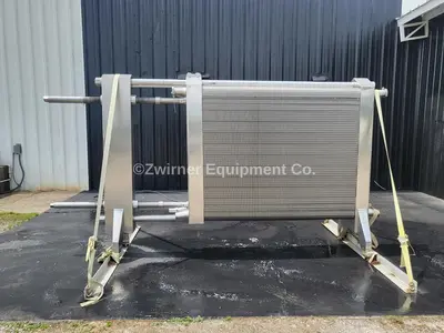 APV MODEL R50 STAINLESS STEEL HEAT EXCHANGE FRAME