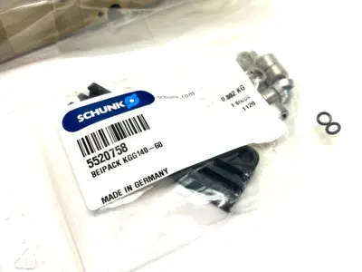 KGG 140-60, 0303070 | Schunk KGG 140-60 Small Component Gripper 30mm Stroke Per Jaw 0303070 - New Other