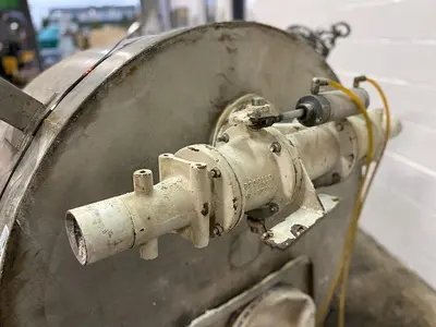 300 Gallon Hopper With Load Cells