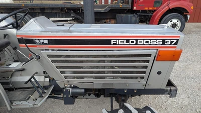 USED 1987 WHITE FB-37