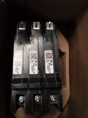 Used Square D Circuit Breaker Circuit Breakers US | Infinity wholesale & Supply LLC #1305725