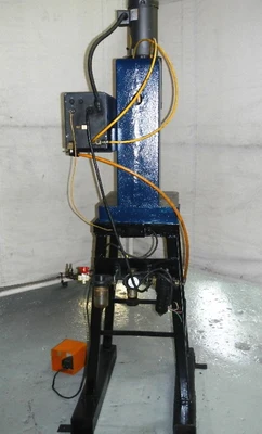 USED 2000 Taumel T-501
