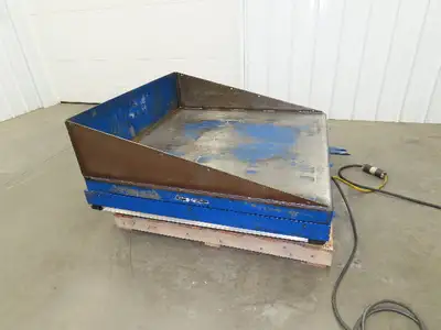 Used VESTIL _UNKNOWN_ Misc Lifts Indiana US | Arrow Industrial #1408595