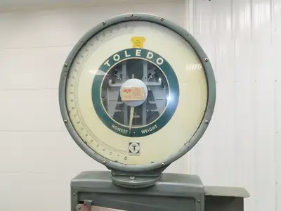 Toledo 2081 Vintage Platform Scale 225 lbs Honest Weight Model 2081
