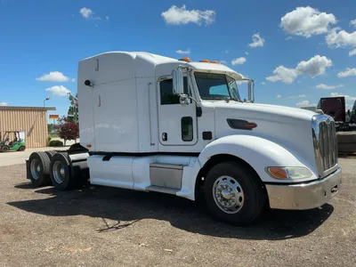 USED 2011 PETERBILT 386