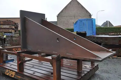 Clamping bracket 3000 x 1500 x 1200 mm