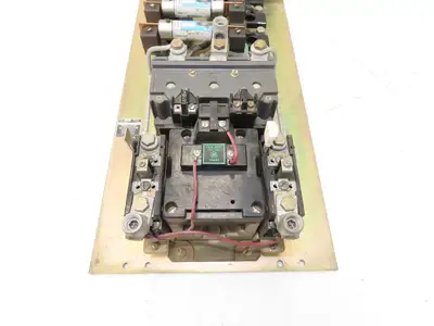 Allen Bradley 712-DCA26 Combination Motor Starter Fused 50HP 600V 3Ph Size 3