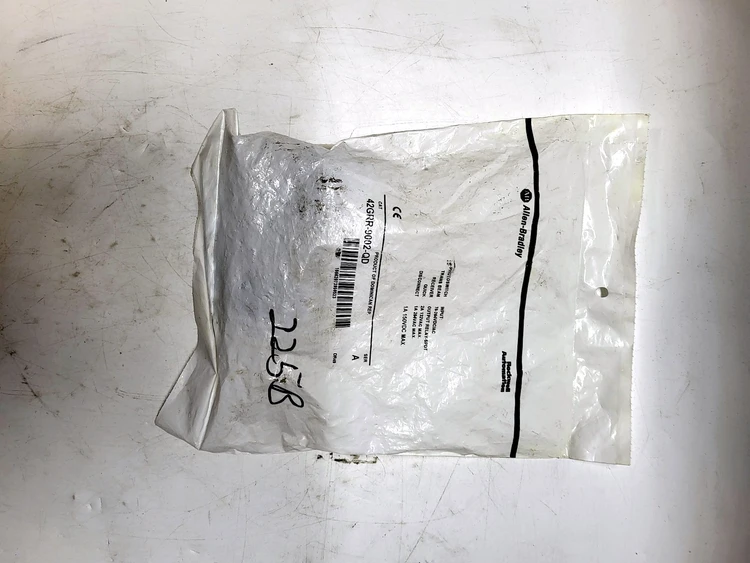 Used ALLEN-BRADLEY / ROCKWELL AUTOMATION 42GRR-9002-QD Photoelectric Sensors Michigan US | ND Industrial Surplus #1505946