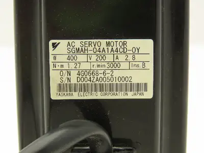 Omron Yaskawa SGMAH-04A1A4CD-0Y AC Servo Motor 200V