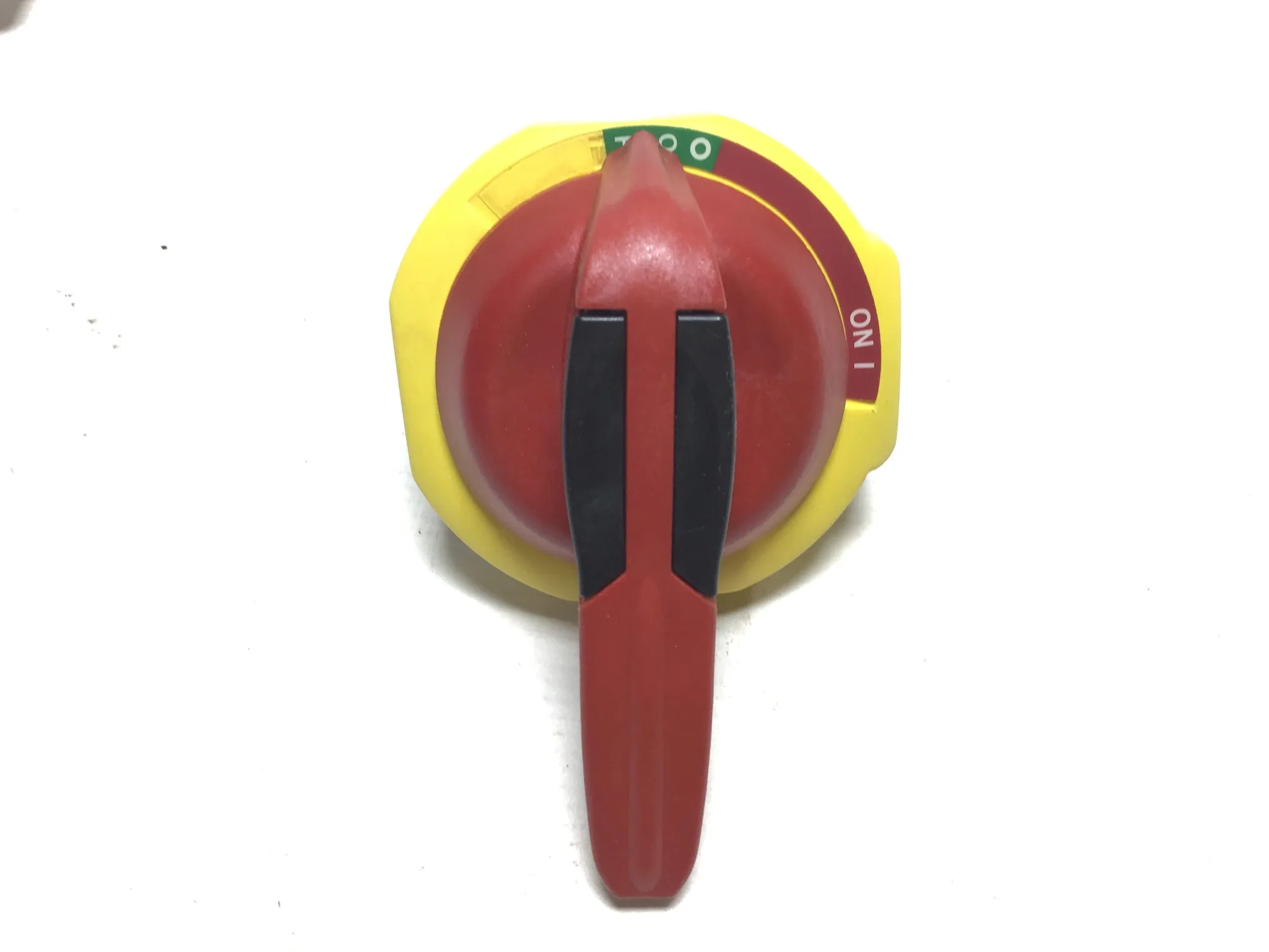 Allen-Bradley 194R-PY Red and Yellow Disconnect Switch Operating Handle Ser A
