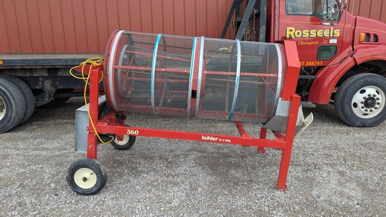 Used BUHLER FARM KING Y360 Trommel Screener Michigan US | Rosseel's Equipment Inc #720805