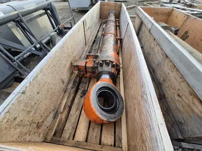 EX3600-5 FS Dump Cylinder LH