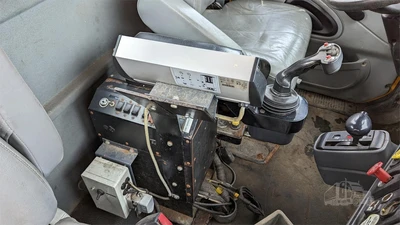 USED 2005 INTERNATIONAL WORKSTAR 7400