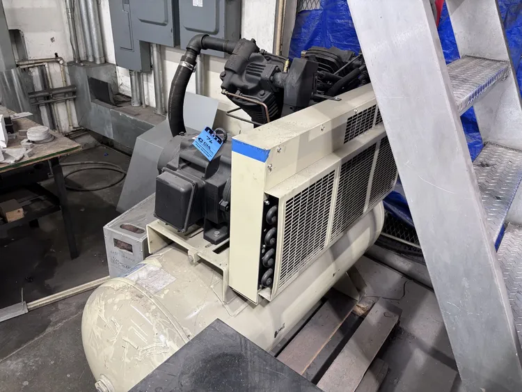 Used INGERSOLL RAND 7100E15-P Lubricated Reciprocating Air Compressors Ohio US | Mohawk Machinery #1455534