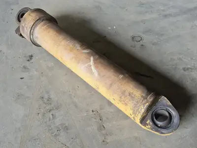 USED KOMATSU 561-63-62102
