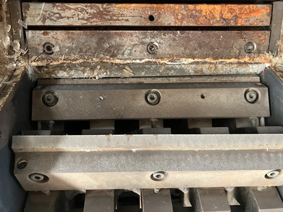 ANDRITZ SPROUT-BAUER DSF1518 Reprocessing Equipment, Grinders | Mark One Machinery (4)