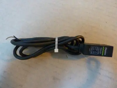 USED SUNX LTD EQ-22