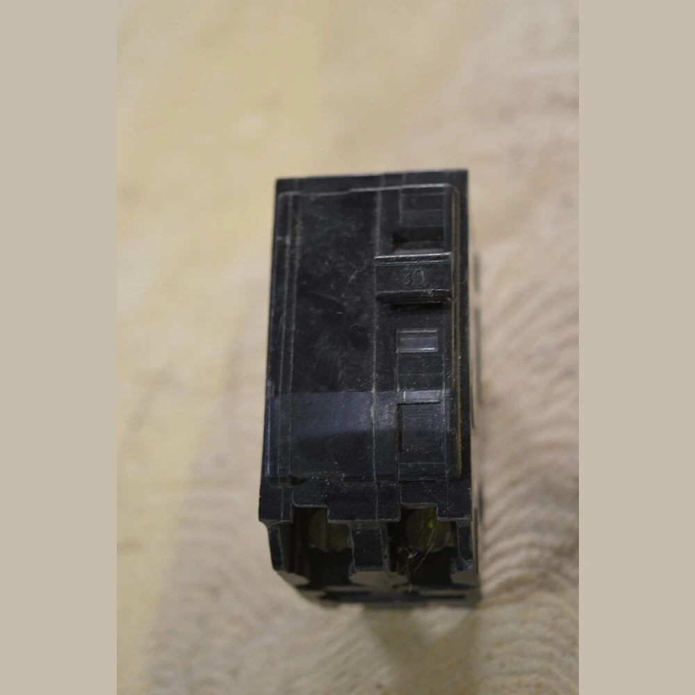 Square D 2 Pole 30 Amp Breaker