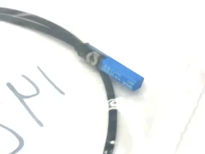 NEW SICK T-SLOT CYLINDER SENSOR PNP 10-30VDC