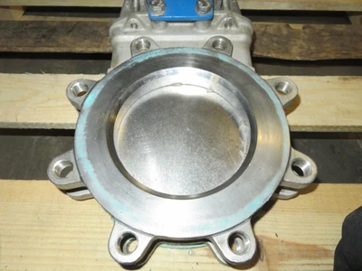 6" 150# Orbinox Knife Gate Valve Hand Wheel Operated