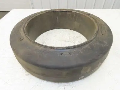Super Solid 18x5x12-1/8 Forklift Tire Smooth Press-on Black