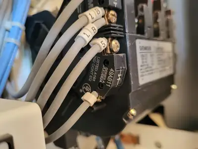 Full Voltage Non-Reversing MCC Bucket Size 2