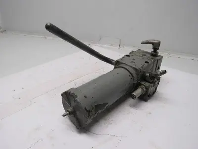 DP-1101-3 Pneumatic Machine Central Lubrication Pump