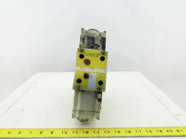 Rexroth 4WE10J21/AW110N Hydraulic Directional Control Solenoid Valve