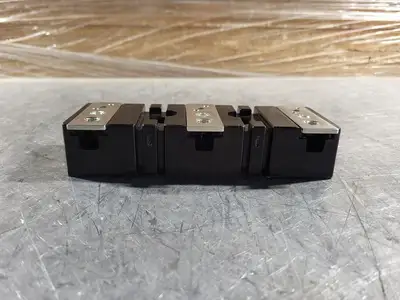 NEW ALLEN-BRADLEY 1494F-FS200