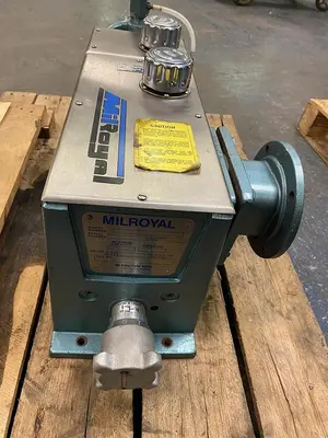 USED MILTON ROY MBD18B28B1M