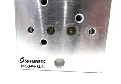 NEW LINCOLN INDUSTRIAL / SAFEMATIC BPSG-04-AL-U BASE PLATE 12384150 BPSG04ALU