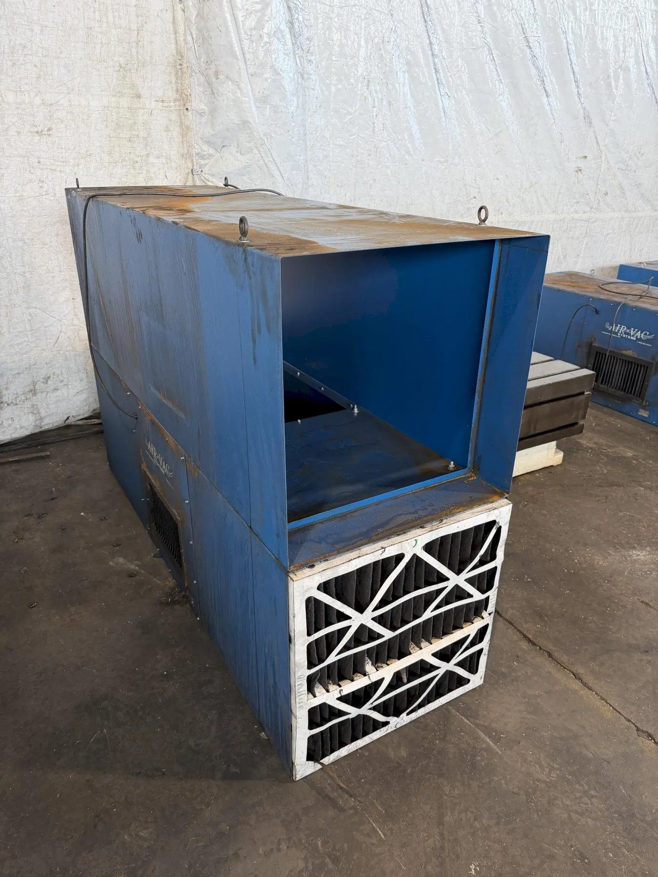 USED AIR-VAC M32V