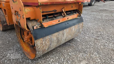 USED 2004 HYPAC C747B
