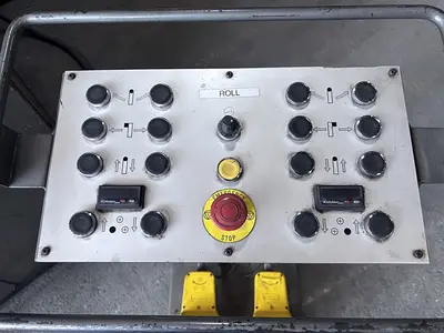 Used 2011 COMAC 308HV4 Plate Bending Rolls including Pinch Illinois US | Machinery Marketing International #1340266