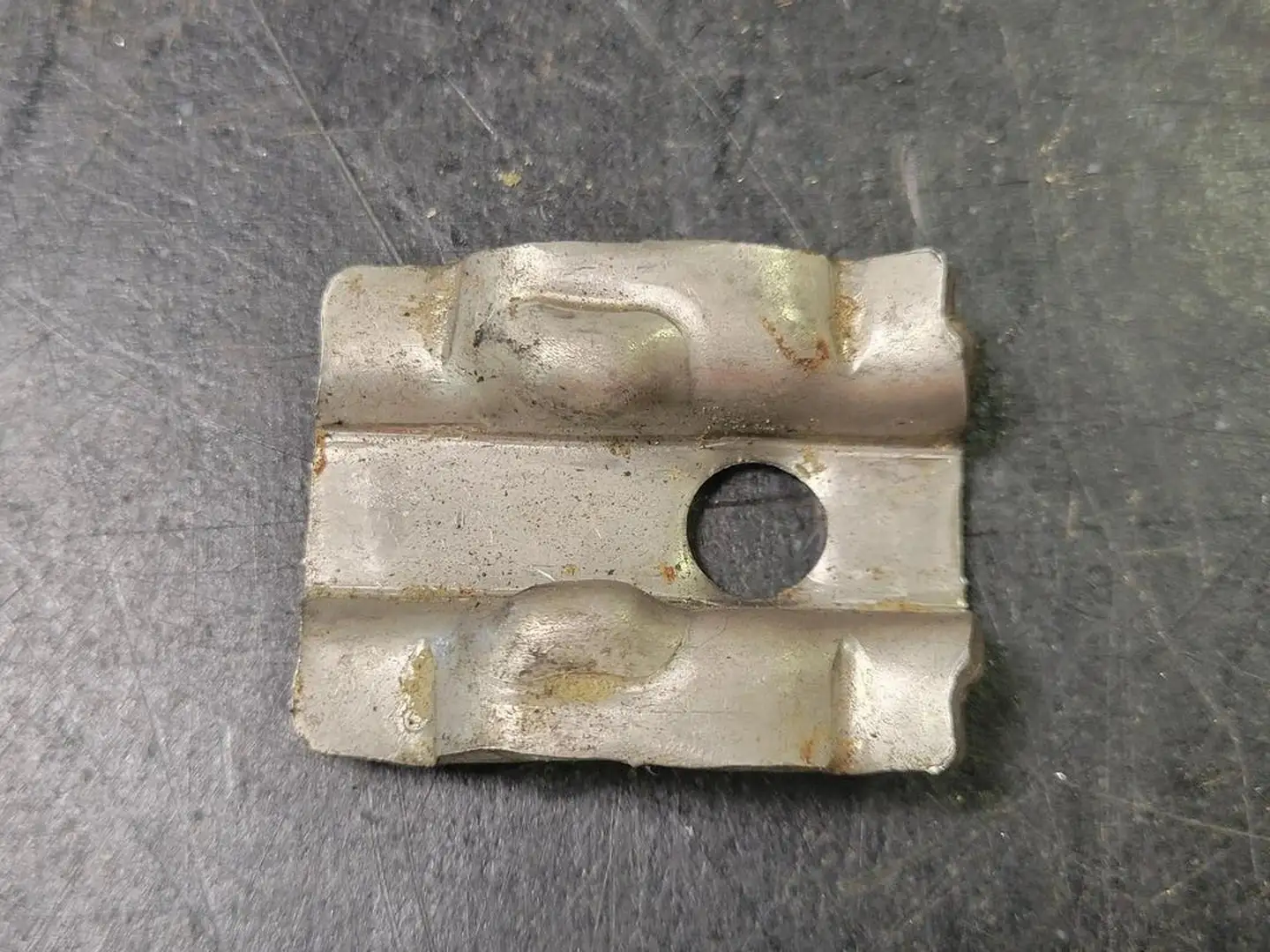 3/8" Cable Tray Guide Clamp (Bag of 239)