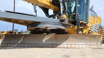 USED 2013 Deere 672GP