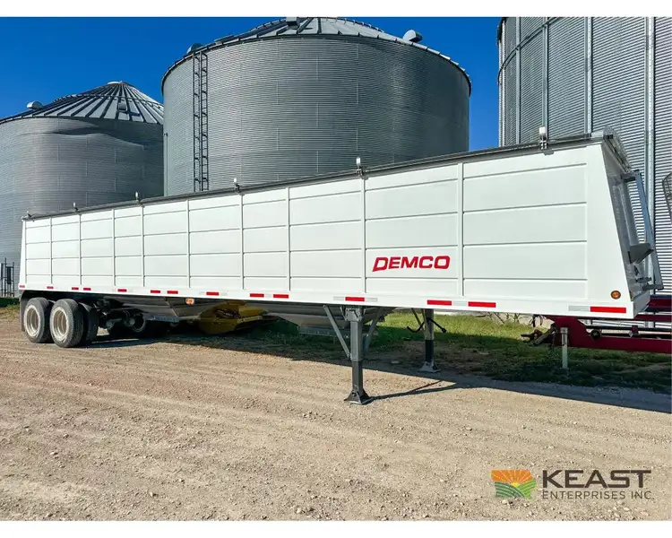 Used DEMCO _UNKNOWN_ Grain Hopper Trailers Iowa US | Keast Enterprises #1360168